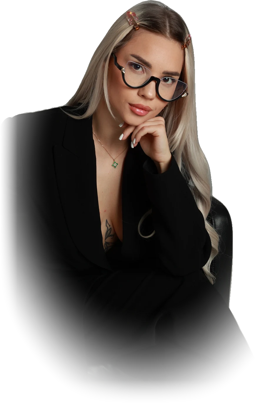 Iulia Rob Ditan, eyelash extension artist